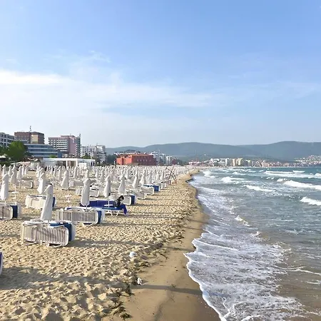 アパートホテル Summer Dreams -apartcomplex