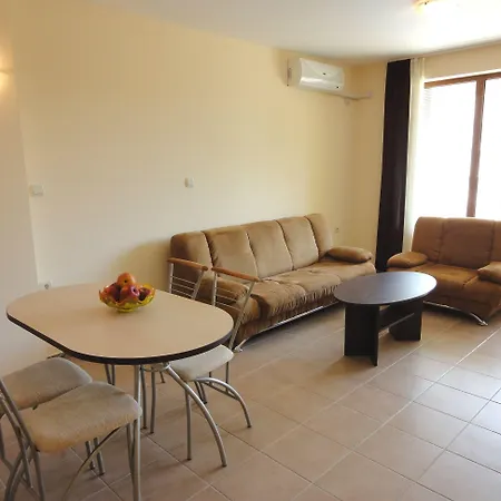 Summer Dreams -apartcomplex ساني بيتش