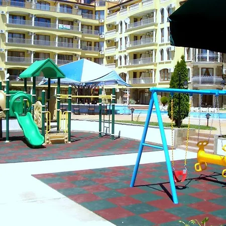 Summer Dreams -apartcomplex Aparthotel 3*
