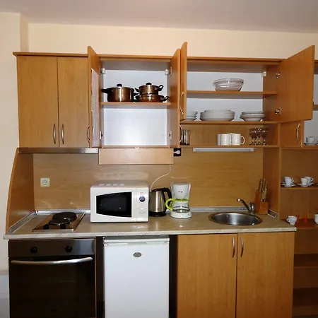 Summer Dreams -apartcomplex