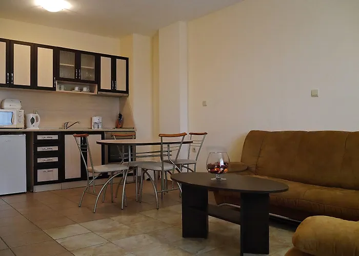 Summer Dreams -apartcomplex