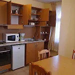 Summer Dreams -apartcomplex