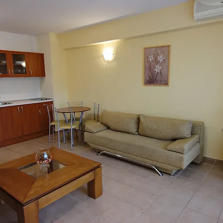 Summer Dreams -apartcomplex 3*