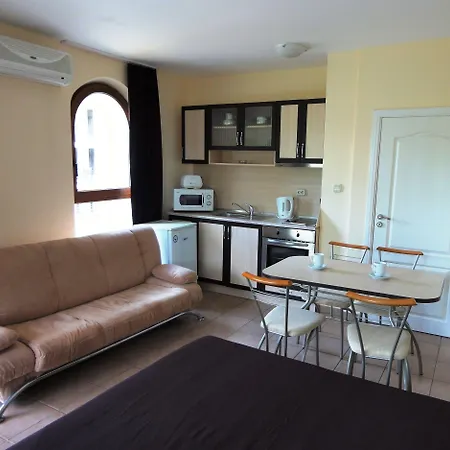 Summer Dreams -apartcomplex Slantschew brjag