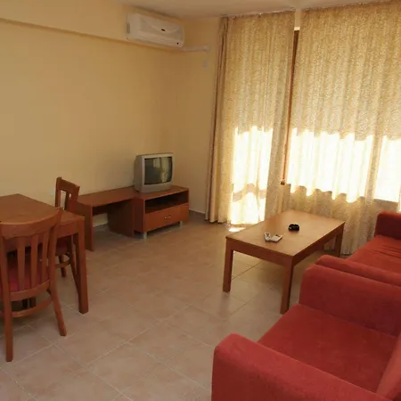 Summer Dreams -apartcomplex Aparthotel Sluneční pobřeží