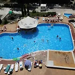 アパートホテル Summer Dreams -apartcomplex 3*