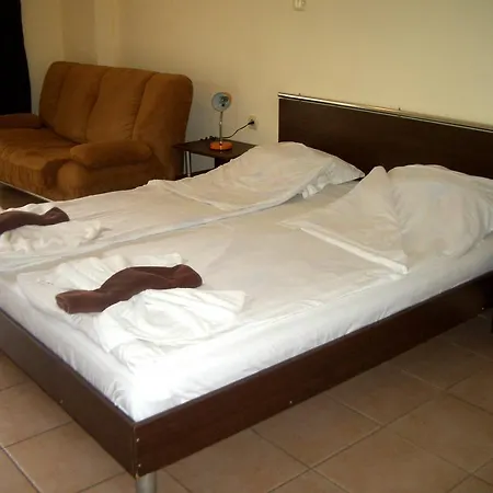 Summer Dreams -apartcomplex Lägenhetshotell 3*