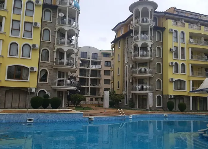 Summer Dreams -apartcomplex 3* Slăntjev Brjag