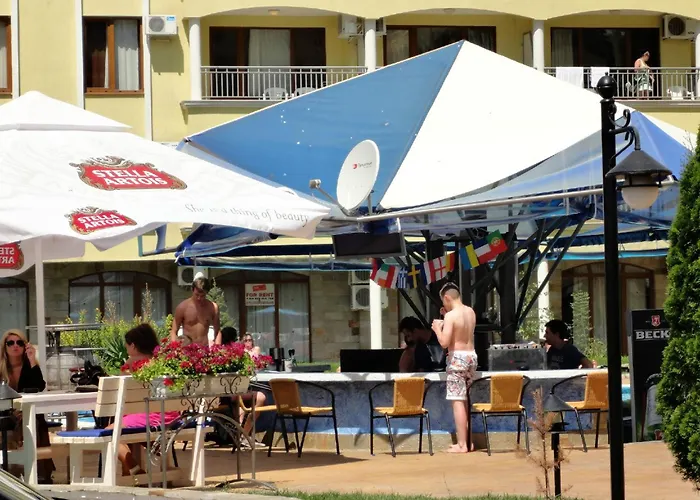 Summer Dreams -apartcomplex Lägenhetshotell 3*