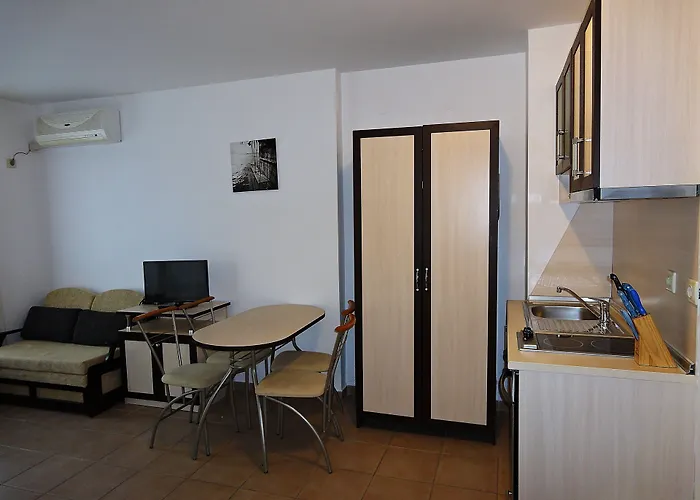 Summer Dreams -apartcomplex 3* Slăntjev Brjag