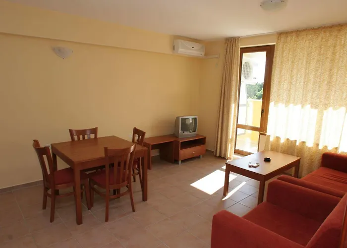Summer Dreams -apartcomplex 3* Slăntjev Brjag